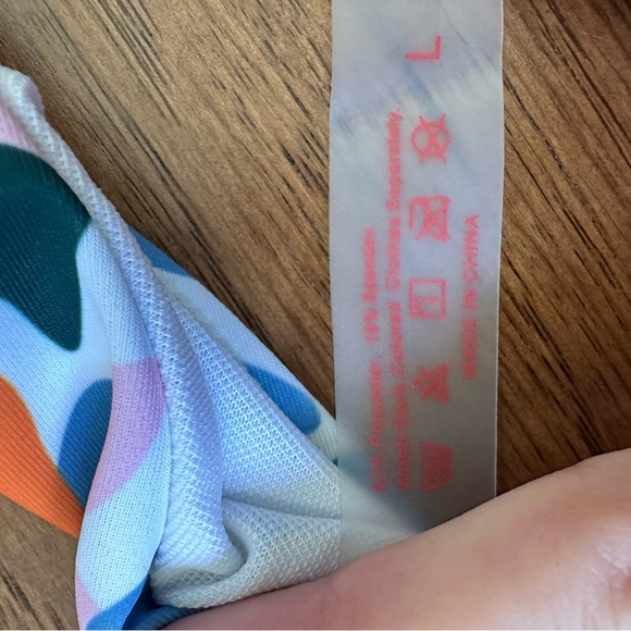 NWOT vibrant print underwire bikini top + high waisted cheeky bottoms set - Picture 10 of 13